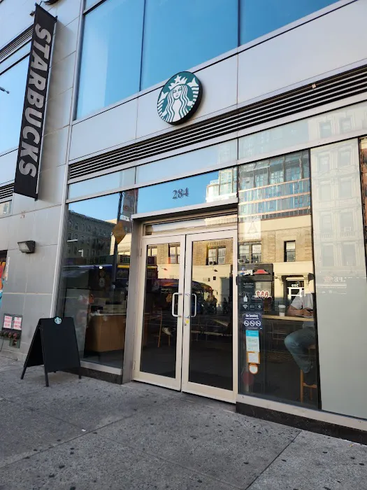 Starbucks Picture 2