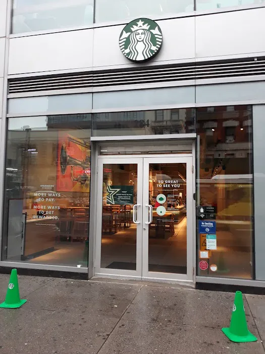 Starbucks Picture 7