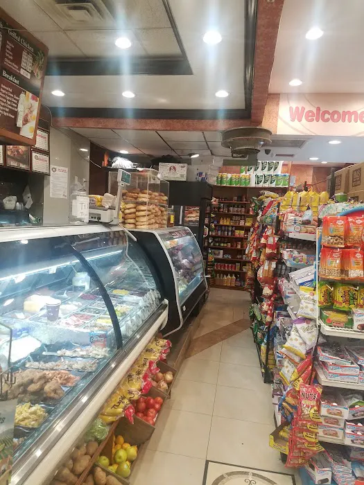 J & F Gourmet Deli Picture 4
