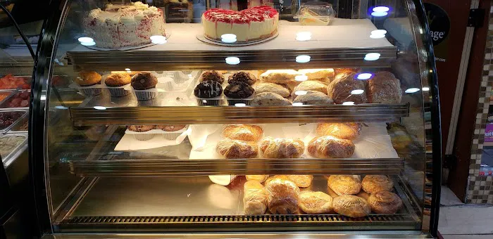 St Nicholas Deli Picture 6