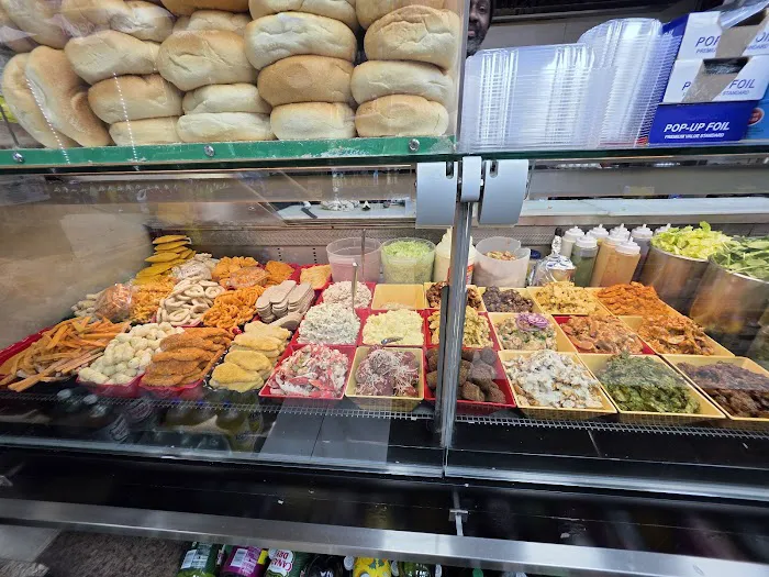 St Nicholas Deli Picture 8