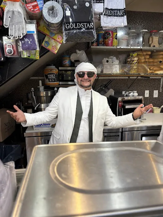 3M Gourmet Deli Picture 6