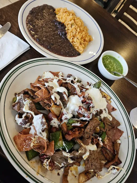 Pipo's Restaurant Picture 10