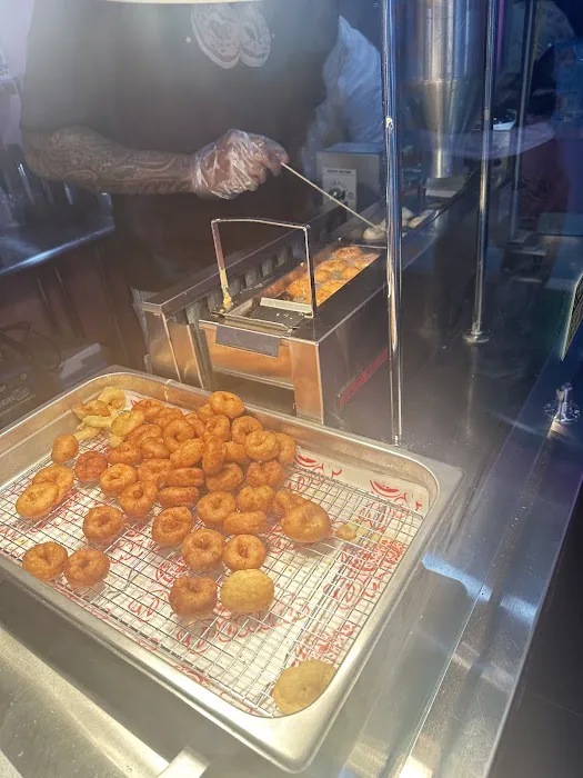 GO DONUTS Picture 4