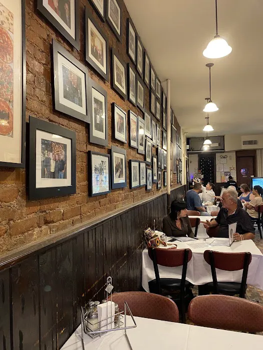 Patsy's Pizzeria Picture 4