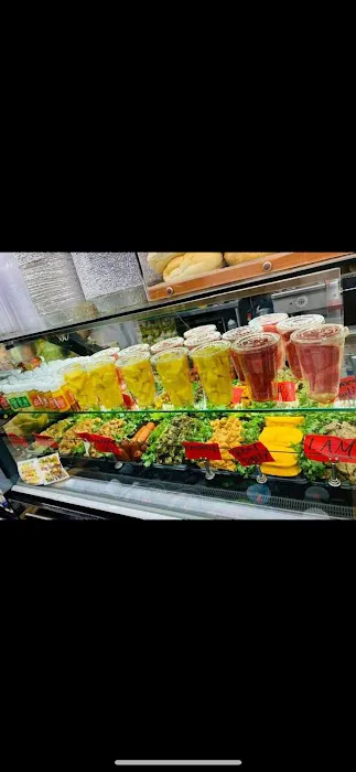 Health Food Gourmet Deli Picture 1
