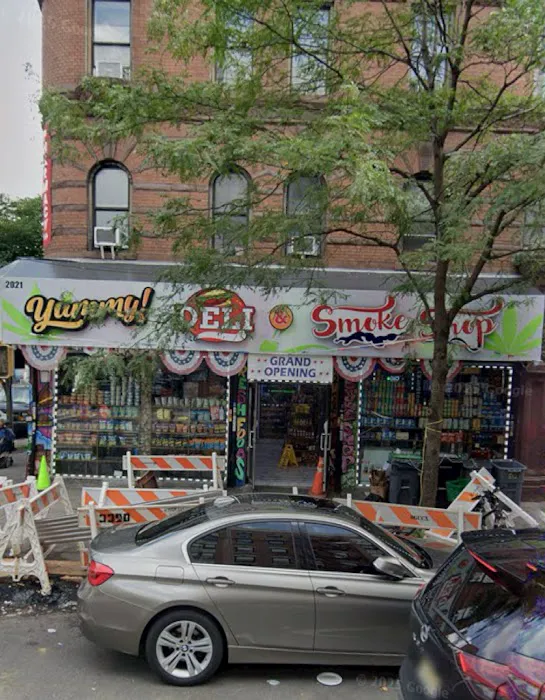 Yummy Deli & Smoke shop Picture 8