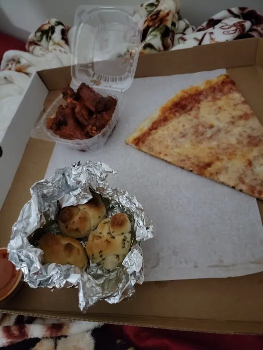 Pizza Plus Picture 2
