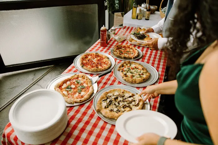 San Antonio's Wood Fired Pizza Picture 2