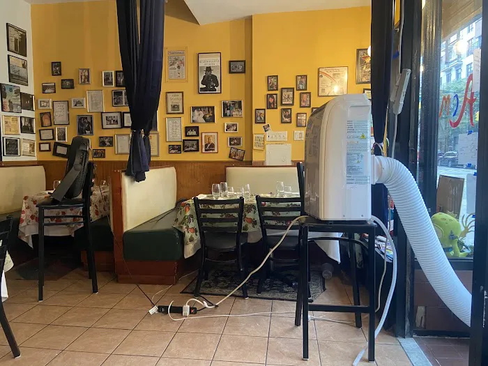 Little Armenia Cafe Picture 7