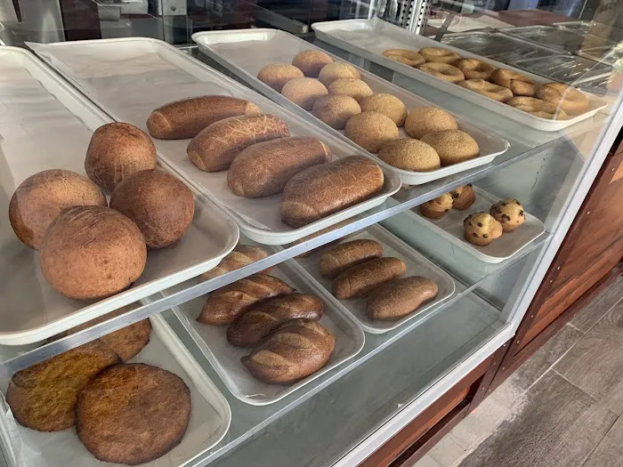 Don Dean Bakery Picture 7