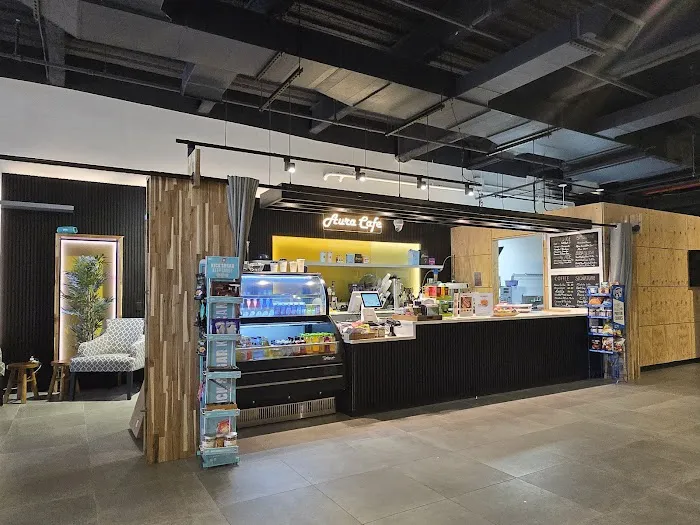Aura Cafe Picture 4