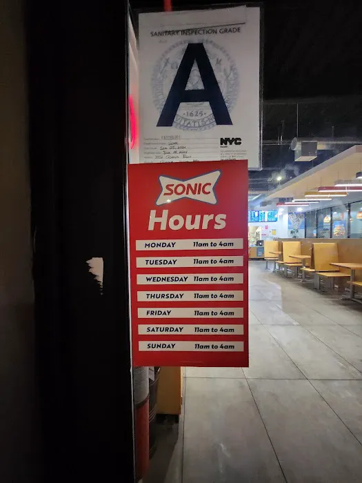 Sonic Drive-In Picture 7