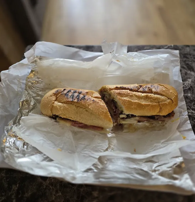Mon Amour Grill & Deli Picture 1