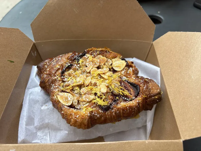 Radio Bakery Picture 3