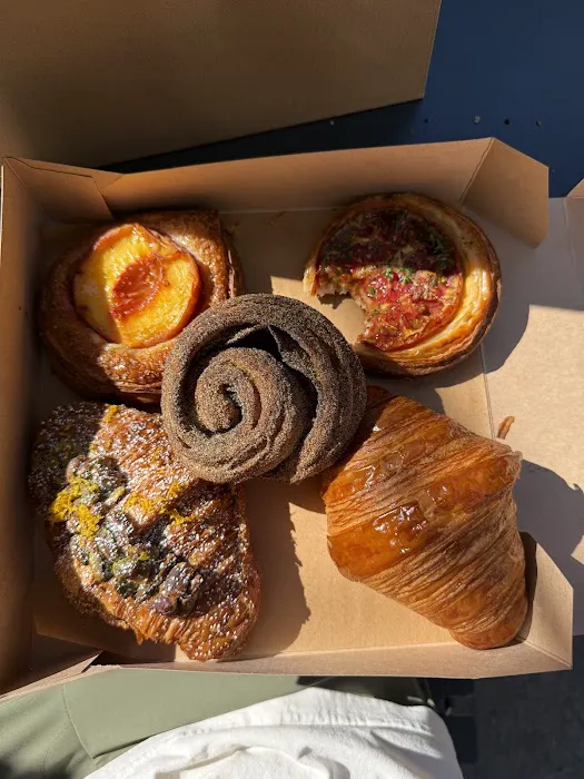 Radio Bakery Picture 5
