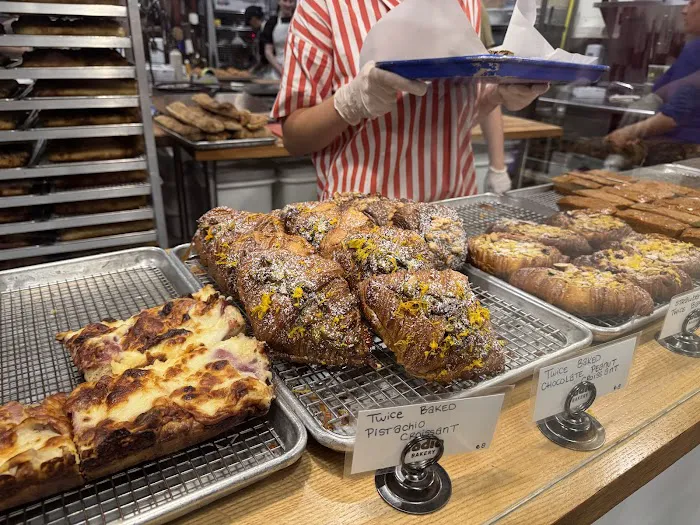 Radio Bakery Picture 4