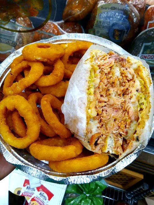 Fresh Market Gourmet Deli Picture 4