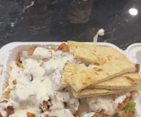 Mazzyu2019s Halal Spot