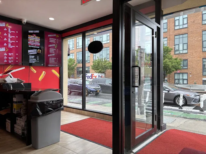 Mazzy’s Halal Spot Picture 2