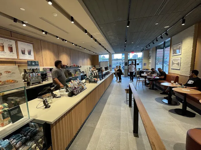 Starbucks Picture 10