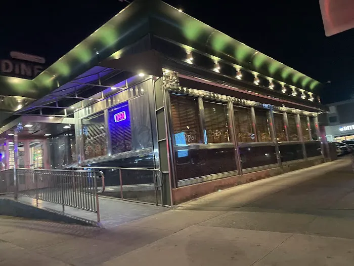 Bel Aire Diner Picture 9