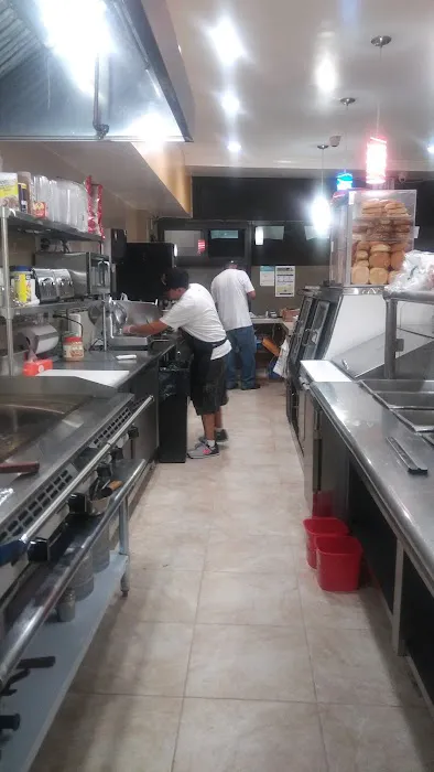 New Review Deli Inc Picture 5