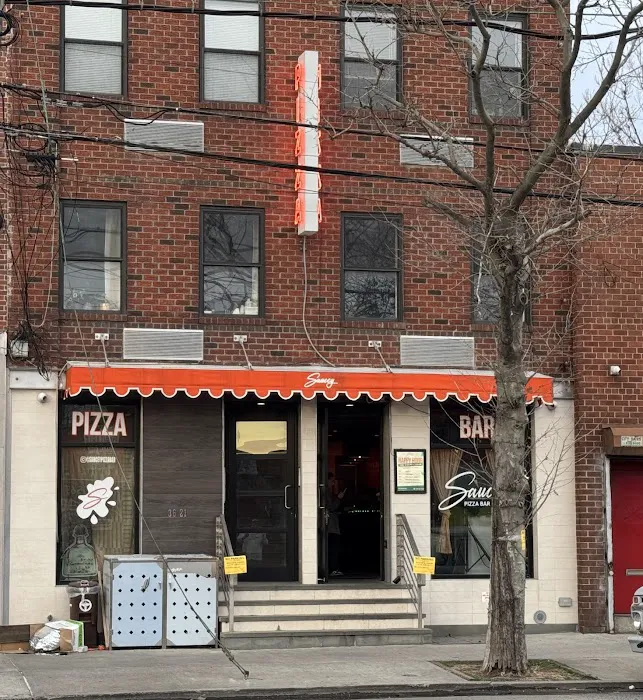 Saucey Pizza Bar Picture 3