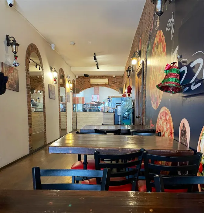 Mario's Pizza Picture 4