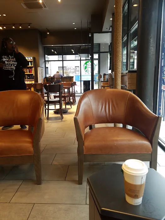 Starbucks Picture 7
