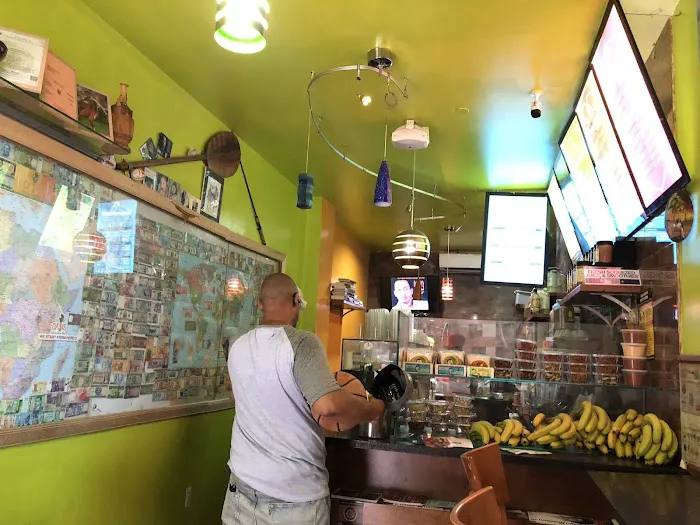 Oasis Jimma Juice Bar Picture 2