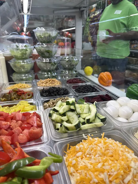 Eleganza Gourmet Deli Picture 2