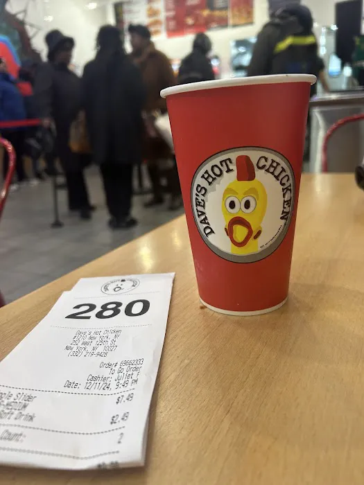 Dave's Hot Chicken Picture 5