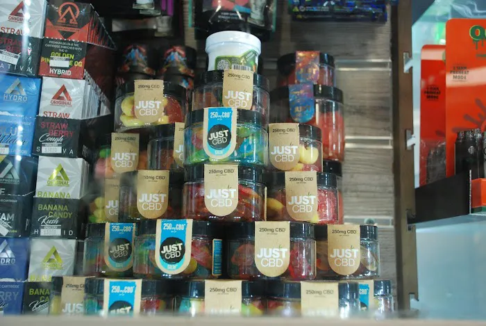 NYC Gourmet Deli Picture 3