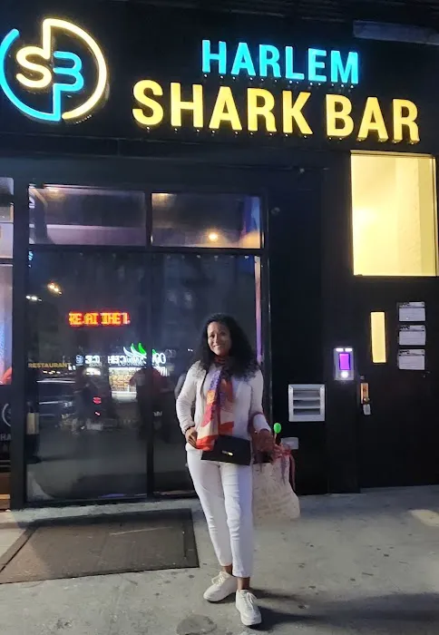 Harlem Shark Bar Picture 3