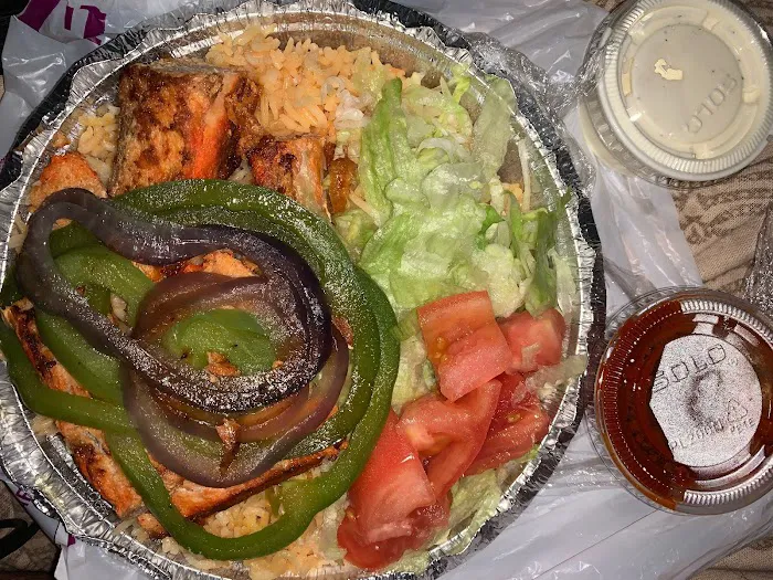 H&H Organic Deli & Grill Picture 6