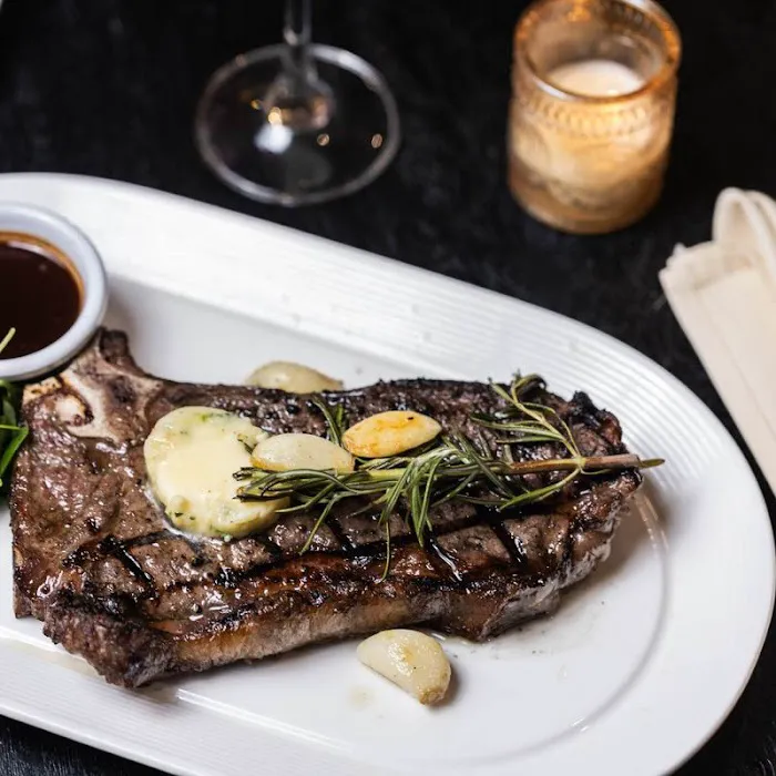 PB Brasserie steak house Picture 3
