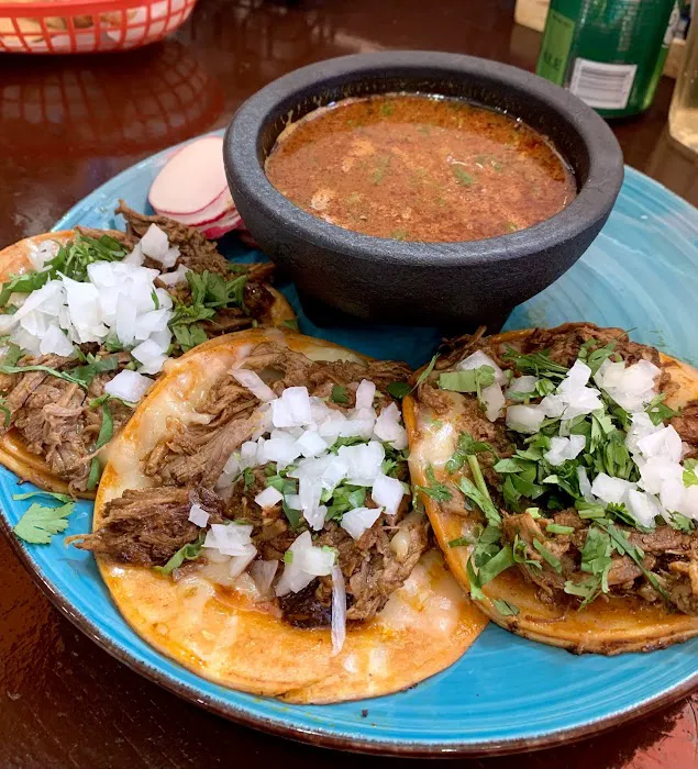 La Bella Mixteca Taqueria & Mexican Grill Picture 5