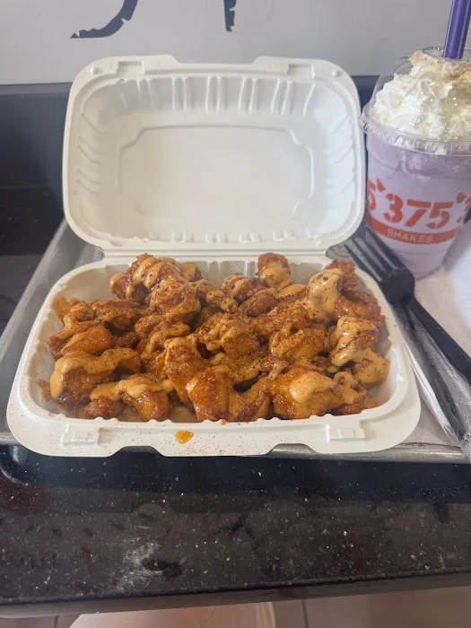 375º Chicken 'n Fries Picture 2