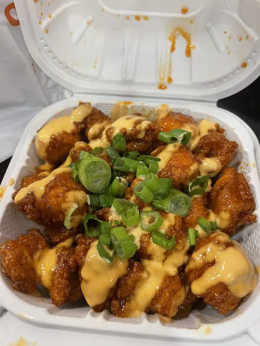 375º Chicken 'n Fries Picture 8