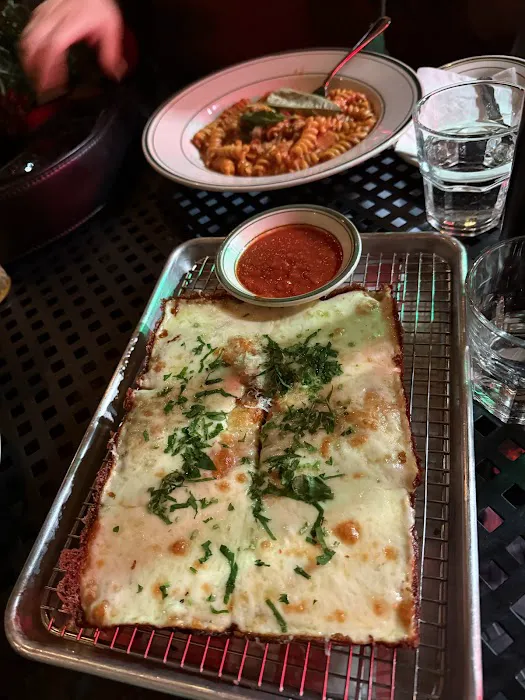 Cucina Italian tavern Picture 5