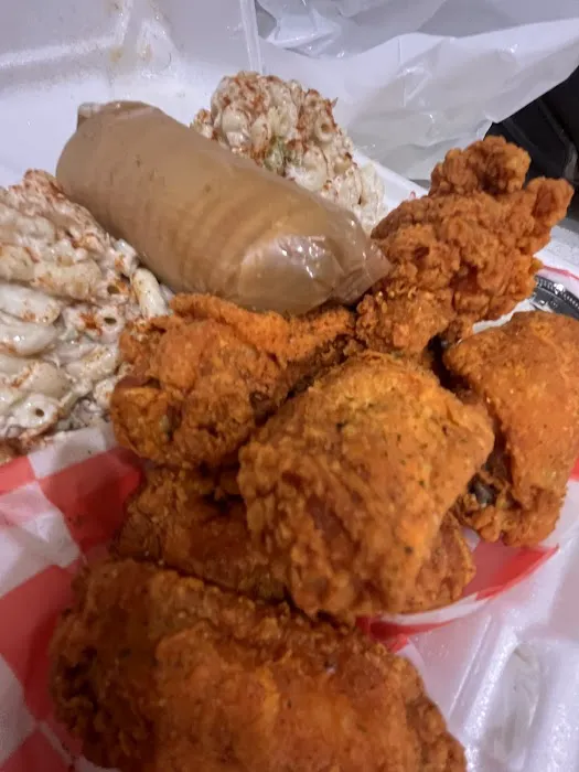 Rabbit’s Chicken & Waffles Picture 7