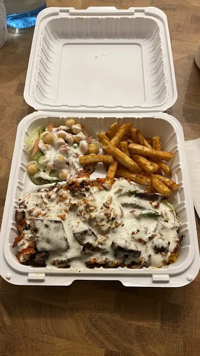 Kennedy Chicken & Halal Grill Picture 1