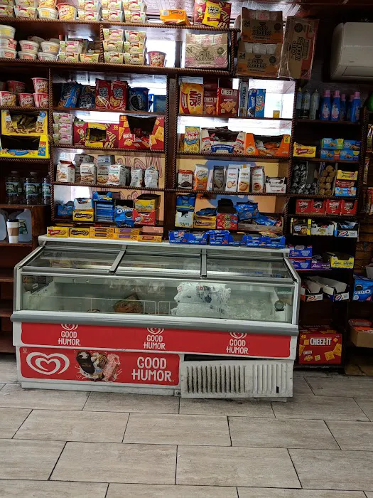 Natural Choice Deli Picture 9