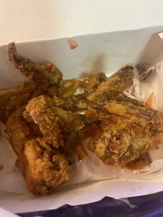 Alabama Chicken & Burger Picture 3