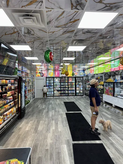 Hassy Juice Bar Picture 3