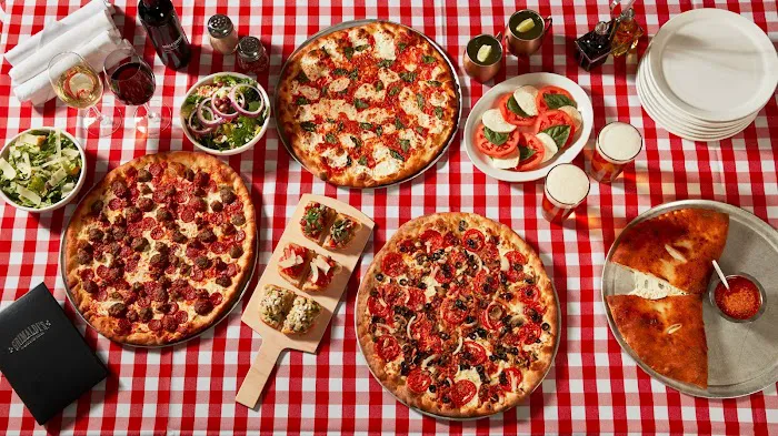 125th Street Pizza of Harlem ™ Picture 3