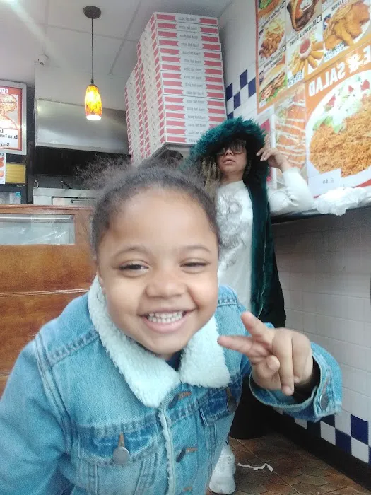 Kennedy's Fried Chicken & Pizza Picture 6