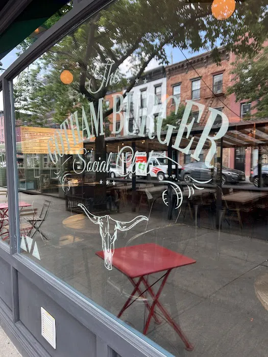 Gotham Burger Social Club - Greenpoint Picture 6