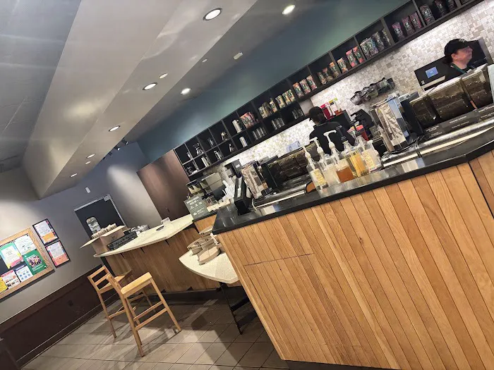 Starbucks Picture 6